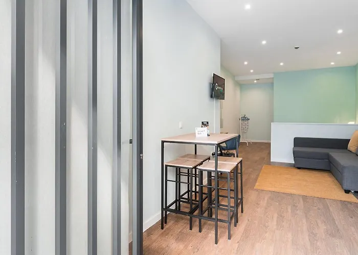 Guestready - The New Moonstone Office * Porto